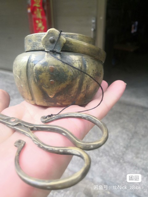 古玩銅器爐真品鑒賞圖