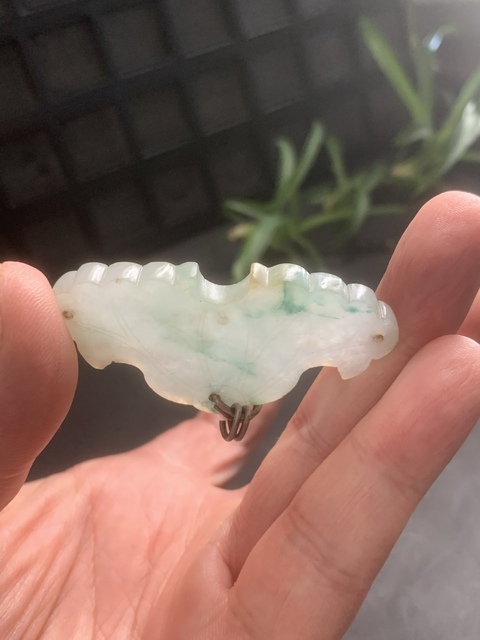 古玩玉器清代天然翡翠“花卉佩”拍賣(mài)，當(dāng)前價(jià)格4680元