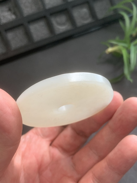 古玩玉器幾十年和田玉雕“虺龍紋璧”拍賣，當(dāng)前價(jià)格5500元