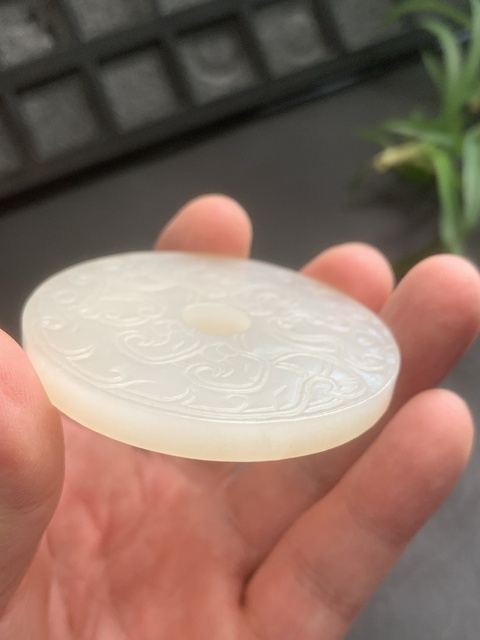 古玩玉器幾十年和田玉雕“虺龍紋璧”拍賣，當(dāng)前價(jià)格5500元