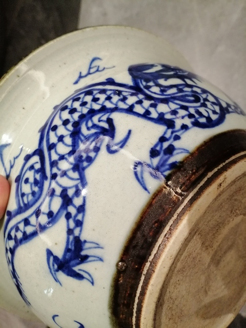 古玩陶瓷清中期?龍紋青花大香爐拍賣，當前價格5000元