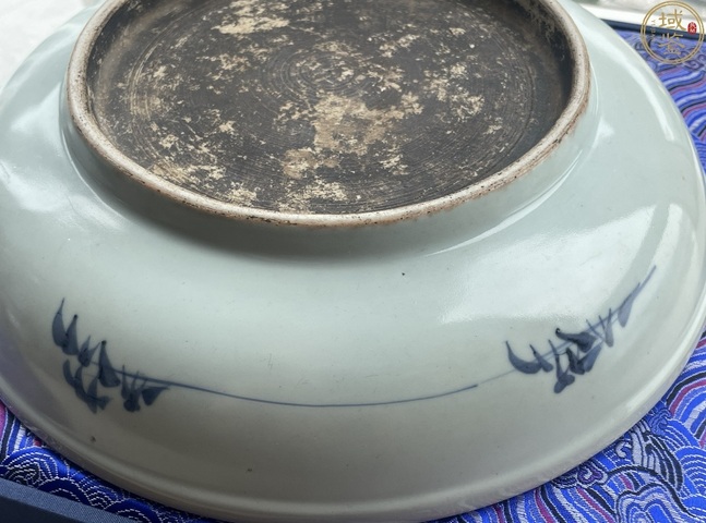 古玩陶瓷青花盤真品鑒賞圖