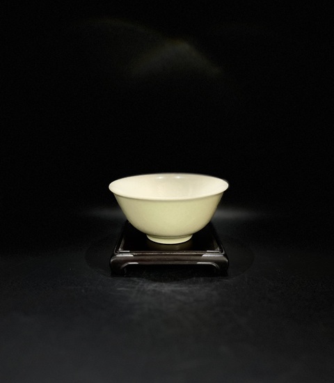 古玩陶瓷青釉茶圓真品鑒賞圖