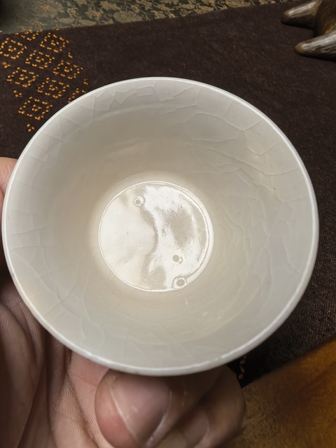 古玩陶瓷煨瓷青花蟲草紋杯真品鑒賞圖