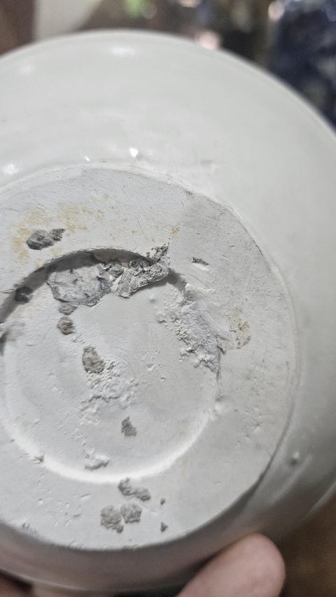 古玩陶瓷邢窯白瓷唇口碗真品鑒賞圖