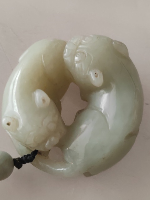 古玩玉器和田玉雕“雙獾”把件真品鑒賞圖
