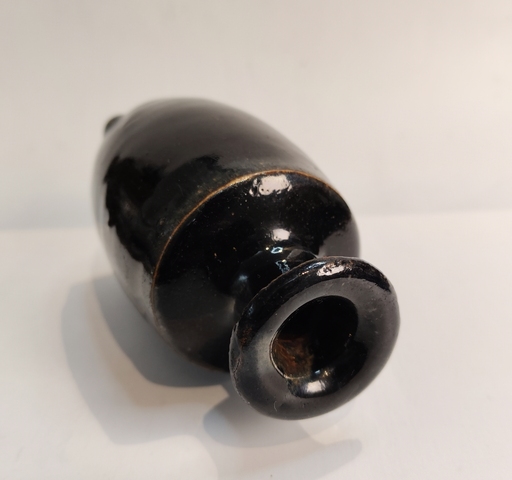 古玩陶瓷黑釉撇口瓶真品鑒賞圖