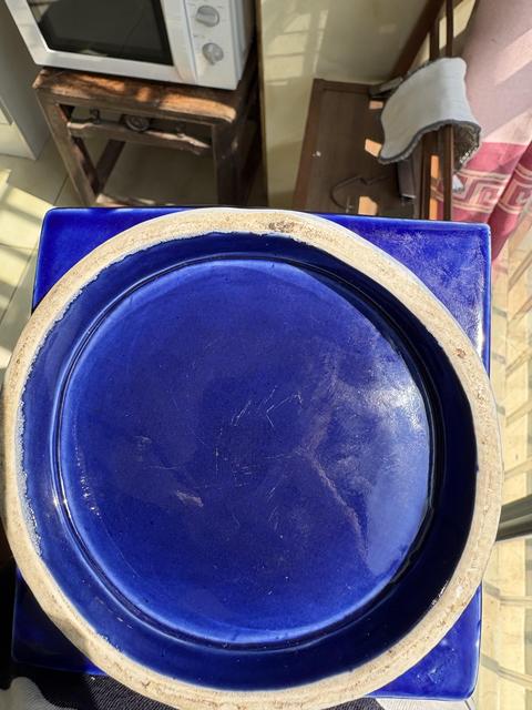 古玩陶瓷茄皮紫釉琮式瓶真品鑒賞圖