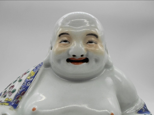 古玩陶瓷粉彩花卉彌勒笑佛真品鑒賞圖