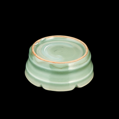 古玩陶瓷龍泉窯花口洗真品鑒賞圖