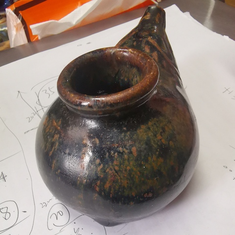 古玩陶瓷窯變黑釉鳥形油燈真品鑒賞圖