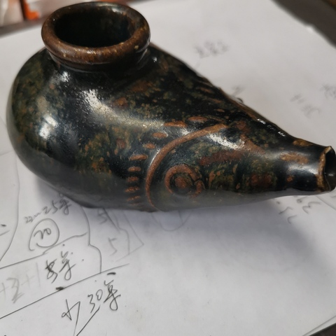 古玩陶瓷窯變黑釉鳥形油燈真品鑒賞圖