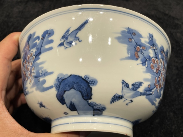 古玩陶瓷青花釉里紅花鳥紋碗真品鑒賞圖