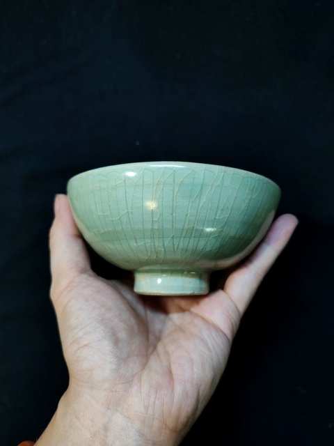 古玩陶瓷龍泉青瓷文字碗真品鑒賞圖