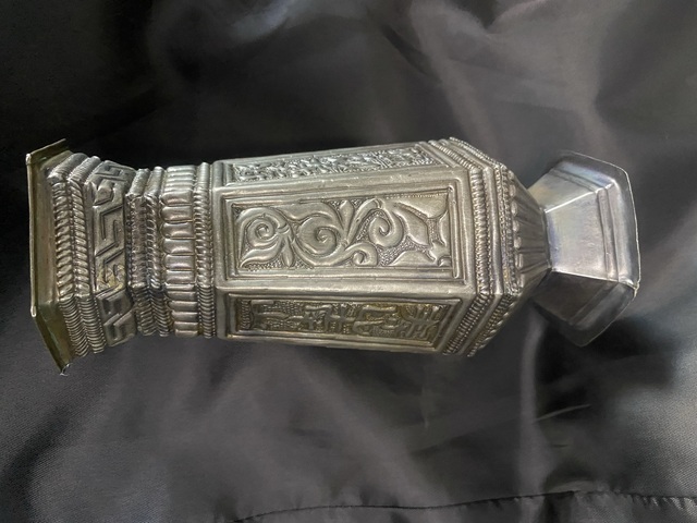 古玩雜項銀合金錘疊拼接工藝花瓶擺件真品鑒賞圖