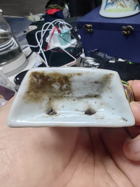古玩陶瓷花卉紋粉彩壁瓶真品鑒賞圖