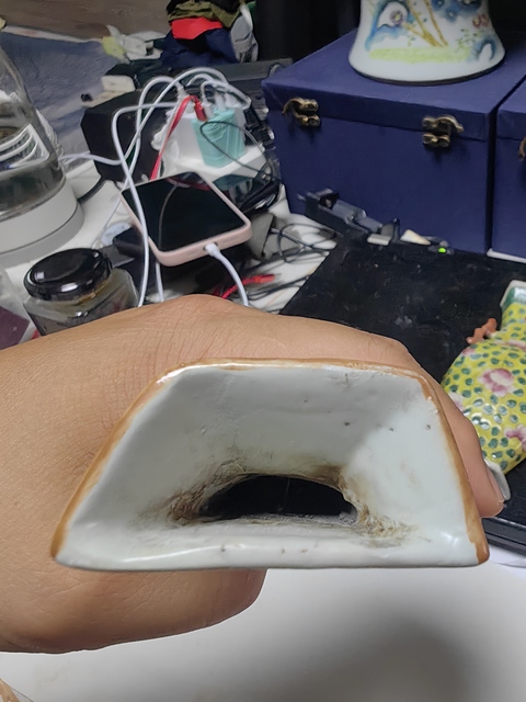古玩陶瓷花卉紋粉彩壁瓶真品鑒賞圖