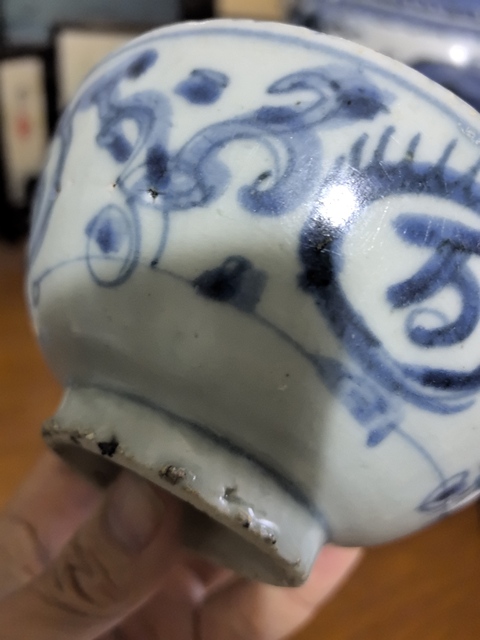 古玩陶瓷青花花卉紋碗真品鑒賞圖