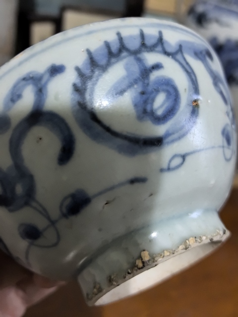 古玩陶瓷青花花卉紋碗真品鑒賞圖