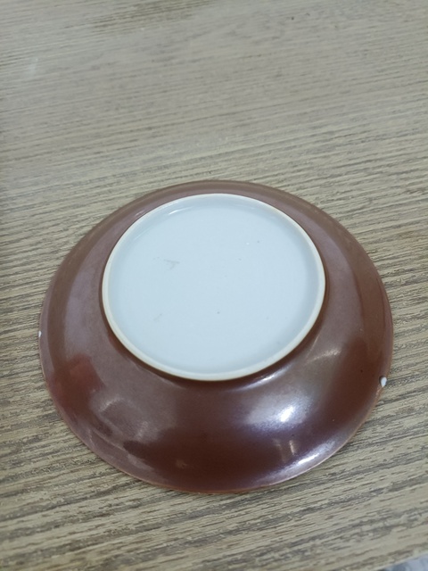 古玩陶瓷外紫金釉內青花盤真品鑒賞圖