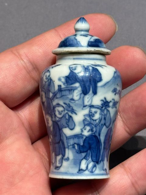 古玩陶瓷青花嬰戲圖蓋罐真品鑒賞圖