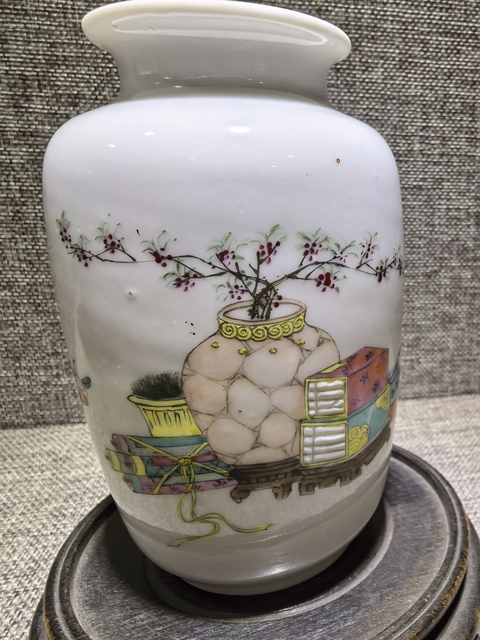 古玩陶瓷博古圖粉彩燈籠瓶真品鑒賞圖
