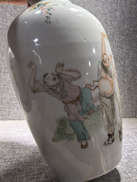 古玩陶瓷淺絳彩八仙圖撇口瓶真品鑒賞圖