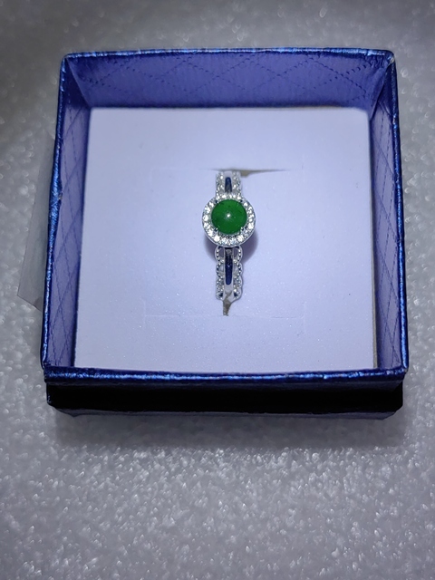 古玩玉器天然翡翠鑲嵌戒指拍賣,當(dāng)前價格398元