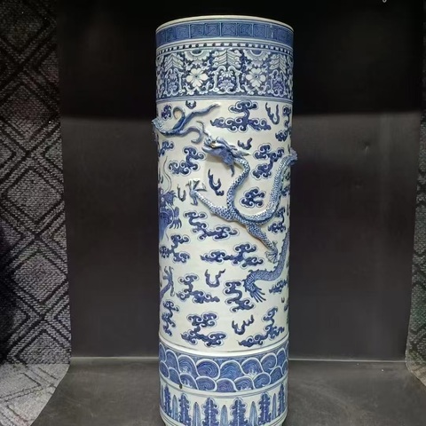 古玩陶瓷堆塑龍紋青花箭筒真品鑒賞圖