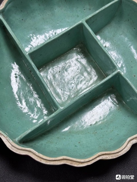 古玩陶瓷桃花凍堆花紋瓜棱調色盒真品鑒賞圖