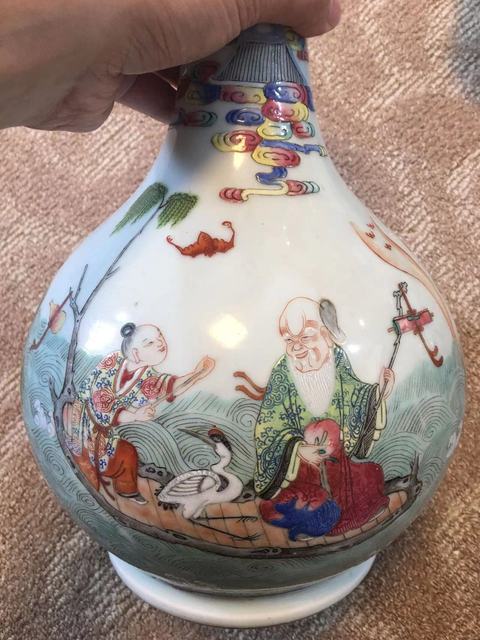 古玩陶瓷粉彩人物紋洗口瓶真品鑒賞圖