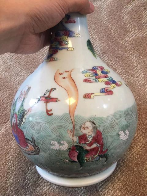 古玩陶瓷粉彩人物紋洗口瓶真品鑒賞圖