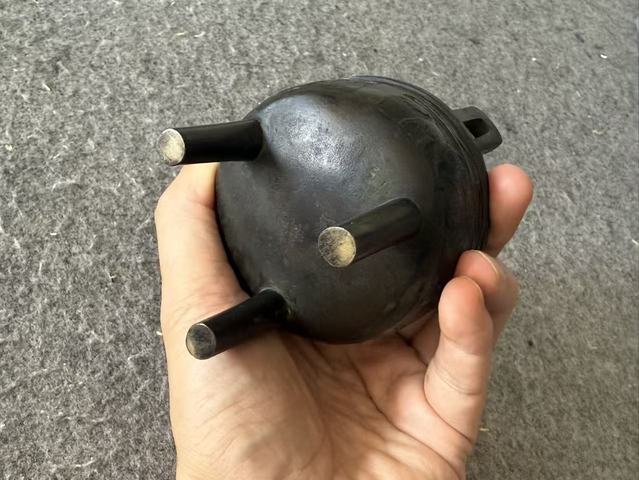 古玩銅器清代三足鼎式爐真品鑒賞圖
