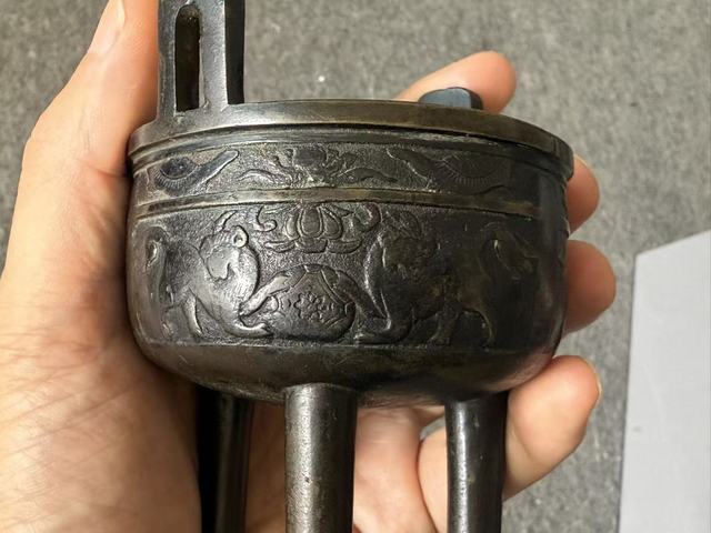 古玩銅器清代三足鼎式爐真品鑒賞圖