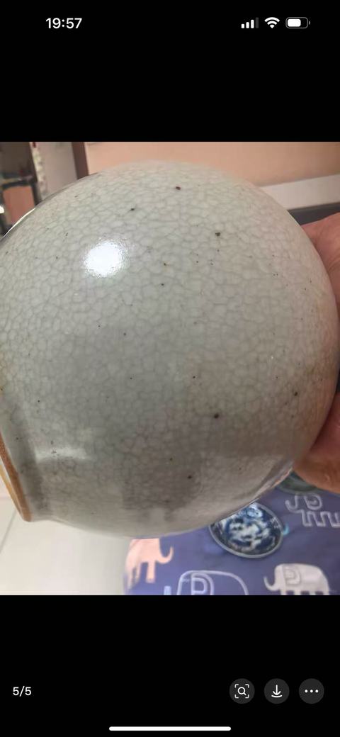 古玩陶瓷哥釉天球瓶真品鑒賞圖