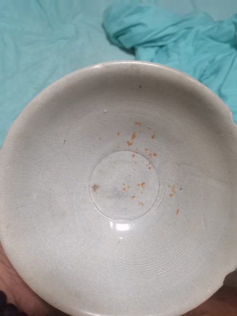 古玩陶瓷影青釉刻花紋碗真品鑒賞圖