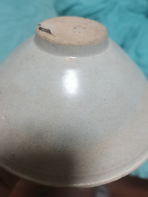 古玩陶瓷影青釉刻花紋碗真品鑒賞圖