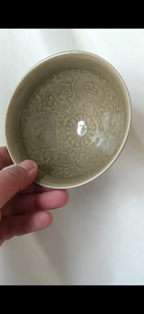 古玩陶瓷青瓷碗真品鑒賞圖