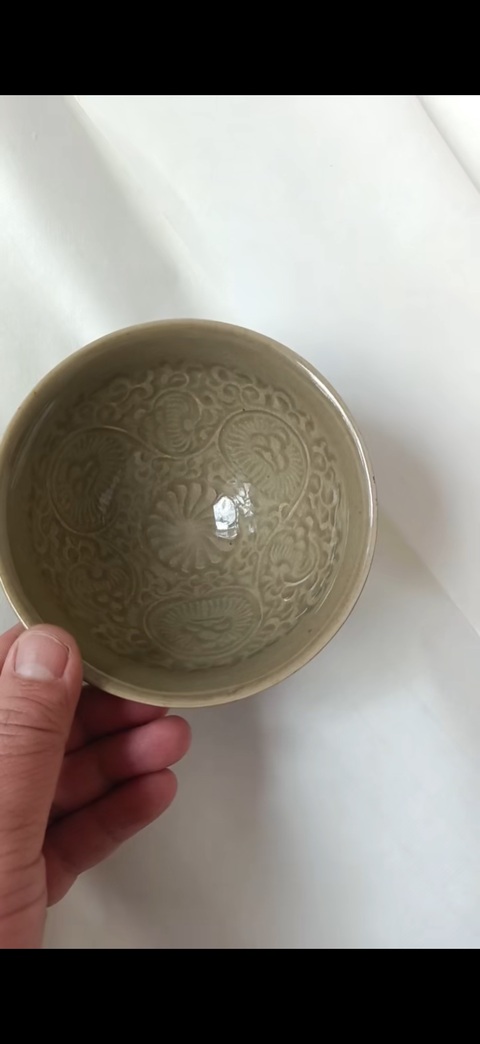 古玩陶瓷青瓷碗真品鑒賞圖