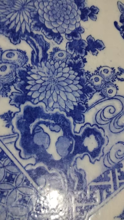 古玩陶瓷青花博古圖盤真品鑒賞圖