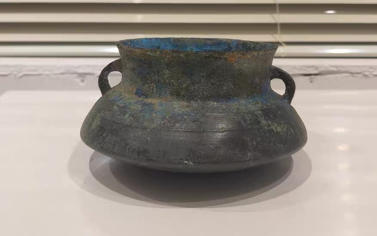 古玩銅器釜真品鑒賞圖