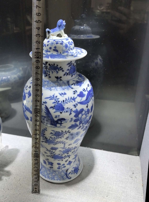 古玩陶瓷青花花鳥(niǎo)紋蓋瓶真品鑒賞圖