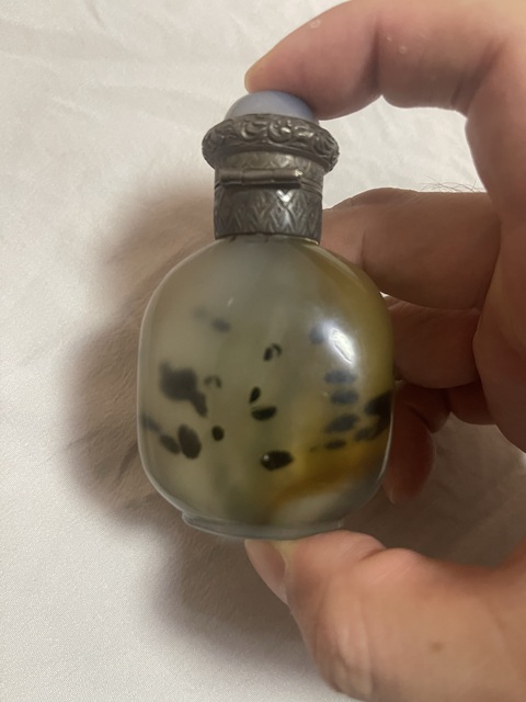 古玩玉器瑪瑙雕“素紋鼻煙壺”真品鑒賞圖