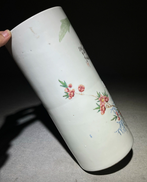 古玩陶瓷粉彩花鳥紋帽筒真品鑒賞圖
