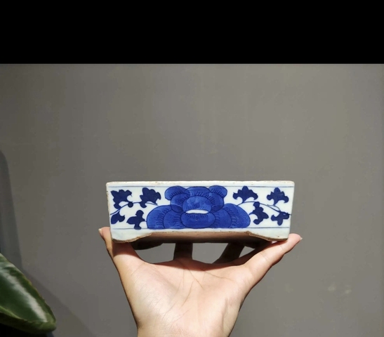 古玩陶瓷花卉紋青花水仙盆真品鑒賞圖