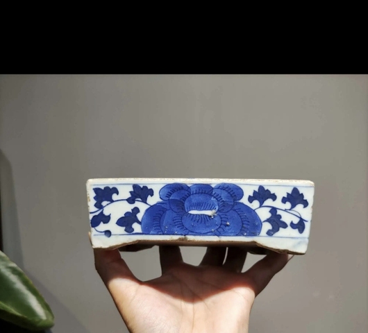 古玩陶瓷花卉紋青花水仙盆真品鑒賞圖