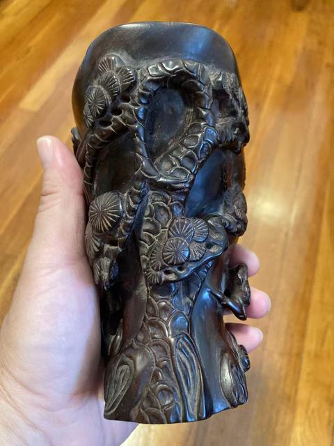 古玩雜項木雕松樹形杯真品鑒賞圖