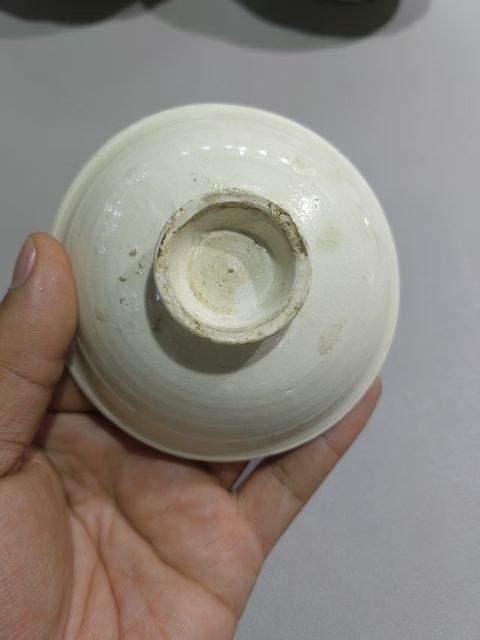 古玩陶瓷白釉盞真品鑒賞圖