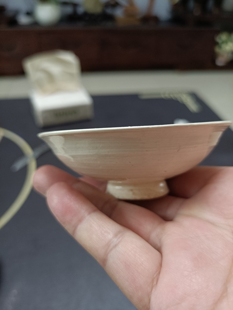古玩陶瓷金代霍州窯白釉茶盞真品鑒賞圖
