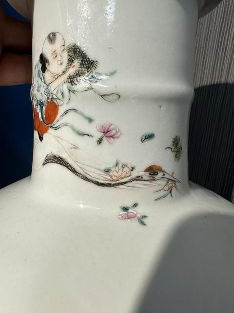 古玩陶瓷人物紋粉彩棒槌瓶真品鑒賞圖